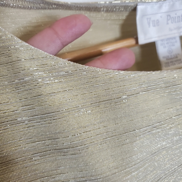 Vue Point XL  gold metallic sleeveless shirt - Picture 5 of 8